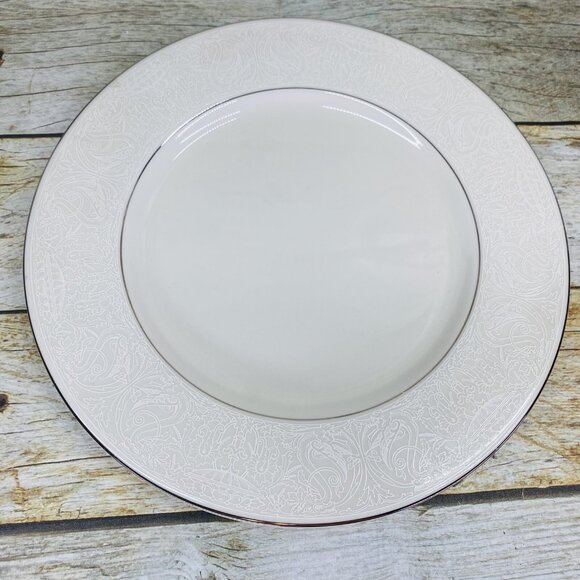 American Manor China CHANTILLY Cream Flowers Platinum Trim Dinner Plates Set 3 - Picture 6 of 15